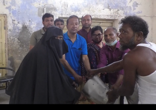 শিবপুরে অসহায়দের মাঝে  ভিজিএফ’র চাল বিতরণ