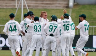 এক হার্মারেই দিন শেষে এলোমেলো বাংলাদেশ