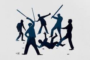 দৌলতখানে জমি নিয়ে  হামলায় আহত-৫