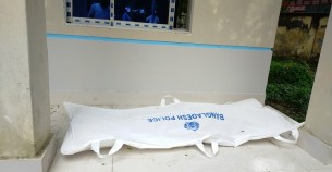 মনপুরায় তিন সন্তানের জননীর বিষপানে আত্মহত্যা