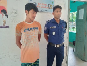 মনপুরায় গাঁজাসহ  একজন আটক