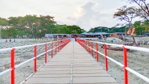 এমপি শাওনের উদ্যোগে তজুমদ্দিনে  পল্টুনের সংযোগ সড়ক নির্মাণ