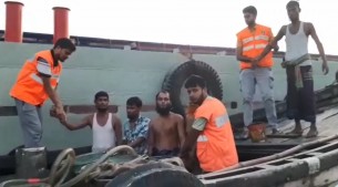 দৌলতখানে অবৈধভাবে ডিজেল পাচারকালে ৫ জন  গ্রেপ্তার