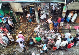 আগুনে পুড়ল ব্যবসায়ীর অর্ধকোটি টাকার মালামাল