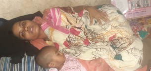 দৌলতখানে স্বামীর নির্যাতনে স্ত্রী হাসপাতালে