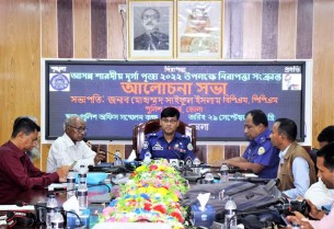 ভোলায় দুর্গাপূজার নিরাপত্তায় সাংবাদিকদের সঙ্গে পুলিশের মতবিনিময় সভা