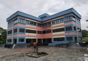 ভোলায় ৯৭টি বিদ্যালয় কাম সাইক্লোন সেল্টার নির্মাণ কাজ শেষ পর্যায়ে