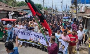 নিহত নেতা কর্মীদের শ্রদ্ধা জানিয়ে ভোলায় বিএনপির শোক র‌্যালী