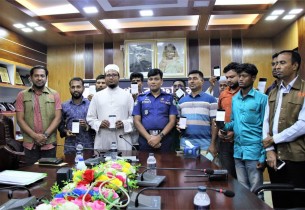 ভোলায় হারিয়ে যাওয়া  ১০ স্মার্ট ফোন উদ্ধার