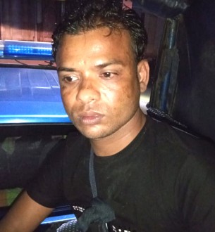 লালমোহনে মাদক মামলার ওয়ারেন্টভূক্ত আসামী গ্রেপ্তার