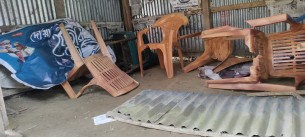 তজুমদ্দিনে গভীর রাতে কলেজ ছাত্রলীগের অফিস ভাংচুর