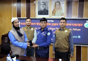 ভোলায় হারিয়ে যাওয়া ১০টি মোবাইল উদ্ধার