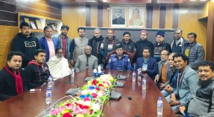 ভোলা পুলিশ সুপারের সাথে প্রেসক্লাবের নব নির্বাচিত কমিটিসহ সাংবাদিকদের শুভেচ্ছা বিনিময়