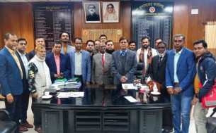 ভোলার উন্নয়ন সম্ভাবনা নিয়ে সাংবাদিকদের সাথে জেলা প্রশাসকের মতবিনিময়