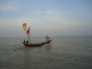 ভোলার দুটি অভায়শ্রমে আগামীকাল থেকে মৎস্য শিকারে নিষেধাজ্ঞা শুরু হচ্ছে