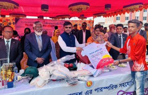 শেখ হাসিনা সরকারের উন্নয়ন বিএনপি দেখতে পায় না: এমপি শাওন