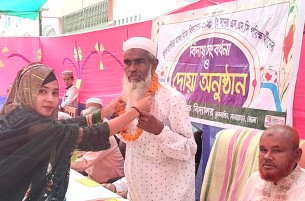 লালমোহনে এসএসসি পরীক্ষার্থীদের বিদায় সংবর্ধণা