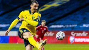 আগামী বছর ইউরোতে খেলতে চান ইব্রাহিমোভিচ