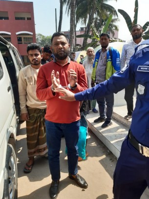 লালমোহনে হত্যা মামলায় যুবদলের সভাপতি গ্রেফতার