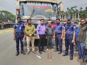 ভোলায় শব্দ দূষণের দায়ে যানবাহনের চালকদের জরিমানা