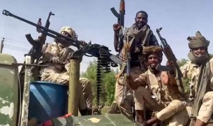 যুদ্ধবিরতি মেয়াদ বাড়ানোর সাথে সাথে খার্তুমে বিমান হামলা