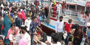 ইলিশা লঞ্চঘাটে পরিবহন ভাড়া নির্ধারণ করলেন ম্যাজিস্ট্রেট