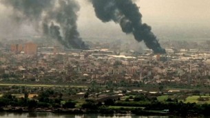 সুদানে সর্বশেষ যুদ্ধবিরতি সত্ত্বেও সংঘাত তৃতীয় সপ্তাহে গড়াল