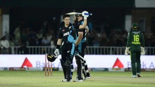 চাপম্যানের বিষ্ফোরক সেঞ্চুরিতে দলের শততম জয়ে সিরিজ হার এড়ালো নিউজিল্যান্ড