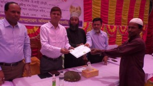 ভোলায় তেলজাতীয় ফসলের উৎপাদন  বৃদ্ধি করায় পুরস্কার পেলো কৃষকরা