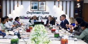 বাংলাদেশ চলতি বছরের মধ্যেই হংকং কনভেনশন অনুমোদন করবে : শিল্পমন্ত্রী