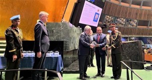 জীবন উৎসর্গকারী পাঁচ বাংলাদেশি শান্তিরক্ষীকে সম্মাননা প্রদান করেছে জাতিসংঘ