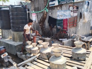 অন্যের তেষ্টা মেটানোর উপর চলে জীবনের চাকা