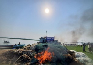 ভোলায় নিষিদ্ধ দের কোটি টাকার জাল জব্দ