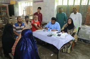 ভোলার রাজাপুরে ফ্রি মেডিকেল ক্যাম্পে  চিকিৎসা পেলো  শত শত মানুষ