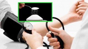 লবণ কম খেলে উচ্চরক্তচাপের ঝুঁকি কমবে ৫০ শতাংশ