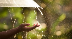 ভোলায় স্বস্তির বৃষ্টি, জনমনে প্রশান্তি