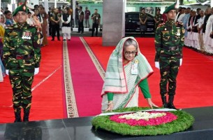 আওয়ামী লীগের ৭৪তম প্রতিষ্ঠাবার্ষিকীতে বঙ্গবন্ধুর প্রতি শ্রদ্ধা নিবেদন প্রধানমন্ত্রীর