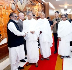 হজ পালনে সৌদি আরবের উদ্দেশ্যে রাষ্ট্রপতির ঢাকা ত্যাগ