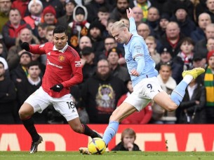 সিটিকে হটিয়ে এফএ কাপ জিতে নতুন ইতিহাস গড়তে চায় ইউনাইটেড