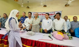 স্মার্ট বাংলাদেশ নির্মাণে শিক্ষার্থীদের গড়ে তুলতে সরকার কাজ করছে : পানি সম্পদ উপমন্ত্রী