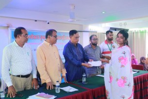 জিপিএ ৫ পেলে হবেনা আদর্শ মানুষ হতে হবে: আবদুল মমিন টুলু