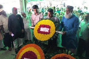 প্রখ্যাত সাংবাদিক শাহজাহান মিয়ার অন্তিম যাত্রায় তথ্যমন্ত্রীর শ্রদ্ধা