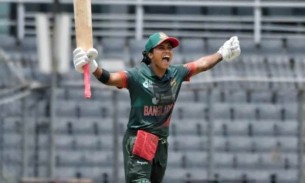 আন্তর্জাতিক ক্রিকেটে বাংলাদেশের প্রথম সেঞ্চুরিয়ান ফারজানা