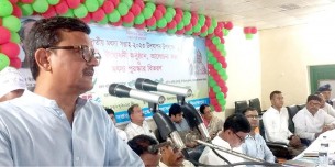 শেখ হাসিনা রাষ্ট্র পরিচালনায় আছেন বলেই দেশ সবক্ষেত্রে এগিয়ে যাচ্ছে : নৌ পরিবহন প্রতিমন্ত্রী