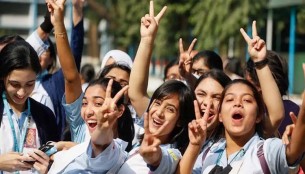 এসএসসিতে এবার জিপিএ-৫ পেয়েছে ১ লাখ ৮৩ হাজার ৫৭৮ জন