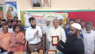 দৌলতখানে সফল মৎস্য চাষীদের মাঝে পুরষ্কার বিতরণ