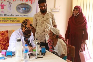 ভোলার ইলিশায় বিনামূল্যে চক্ষু ক্যাম্পে  সুবিধা বঞ্চিত মানুষকে চিকিৎসা সেবা