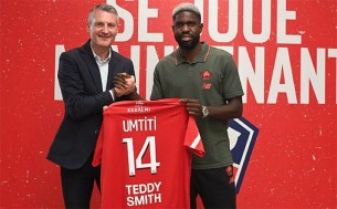 বিশ্বকাপ জয়ী উমতিতি লিলিতে নাম লেখালেন