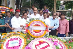 বঙ্গমাতার জন্মদিন উপলক্ষ্যে ডিএনসিসি মেয়রের শ্রদ্ধা