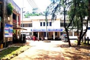 লালমোহনে উপজেলা স্বাস্থ্য কমপ্লেক্সে পঞ্চাশ টাকায় করা হচ্ছে ডেঙ্গু পরীক্ষা